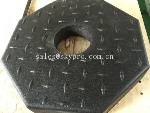 China Outside use black pole rubber pedestal / octagon crumb rubber base support on sale