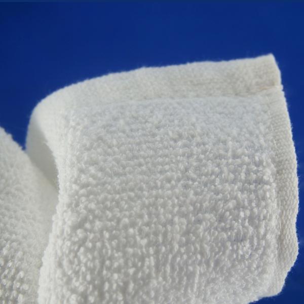 White cotton hot/cold disposable towel