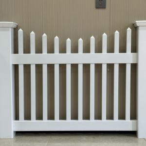 China 4*8ft Lightweight Plastic White Picket Fence Weather Resistant on sale