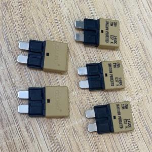 Auto Reset Circuit Breaker Thermal Circuit Protector E37 5A 14Vdc T1 Low Profile