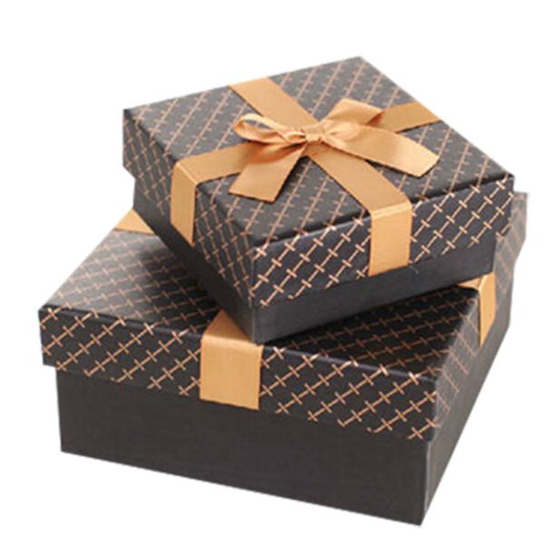 Quality Lid And Base Apparel Packaging Box With Ribbon CMYK / Pantone wholesale