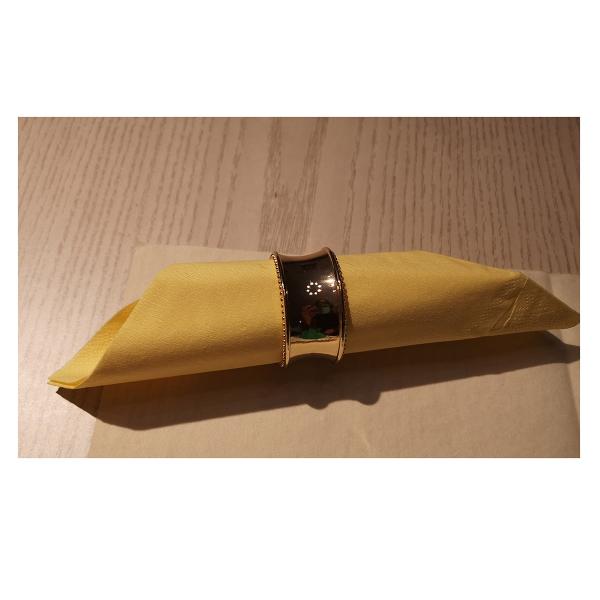 OEM Restaurant Color Paper Napkin 17gsm 2ply For Wedding Luncheon