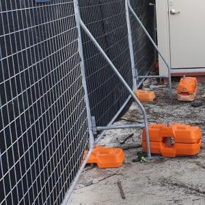 12ft Mesh Fence Panels Galvanized Wind Proof Metal Temporary