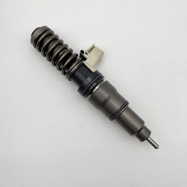 Diesel fuel injector BEBE4D24001 21340611 21371672 85003263 RVI 7421340611 for