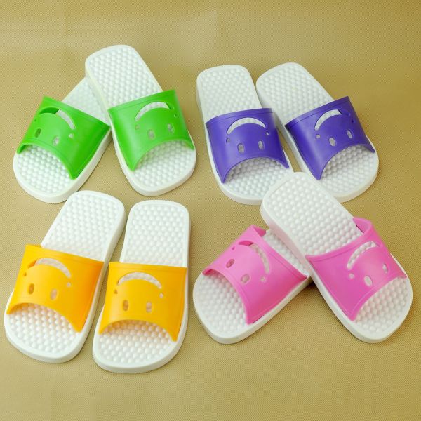 Abrasion Resistance Pvc Slippers , Womens Summer House Slippers 36-47 Size