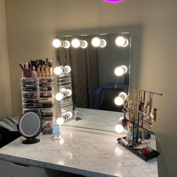 Custom Designs Vanity Lights Ideal for Table Desktop Dresser and Bathroom Dressing