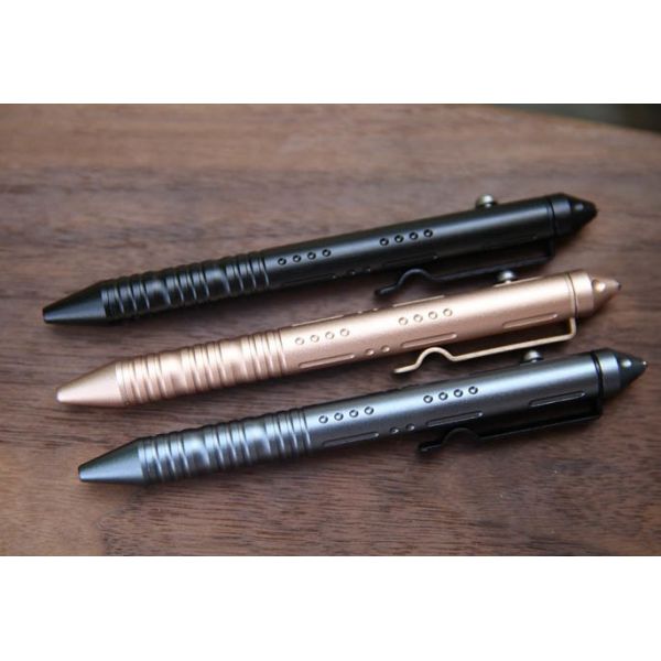 Quality defense metal pen with clip and tip protect self for breaking glass out of danger wholesale