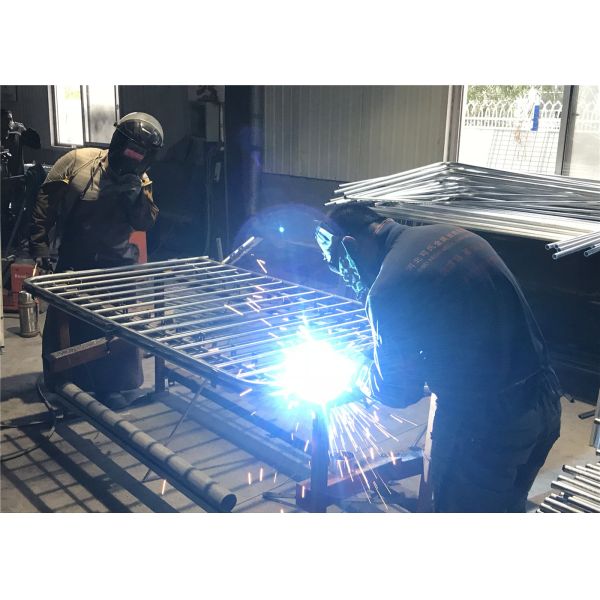 Belgium Crowd Control Barriers 1090mm x 2500mm width OD 35mm tube upright 16mm