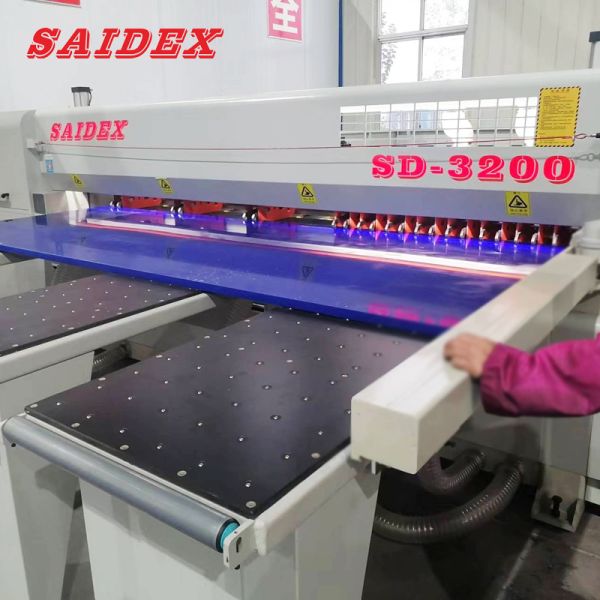 Quality Practical Industrial Computer Panel Saw , Programmable Computer Guided Saw Machine wholesale