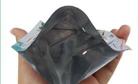 Plastic lamoinated USB cable packaging bag for mobile phone iphone case mobile case packaging with OPP MOPP material