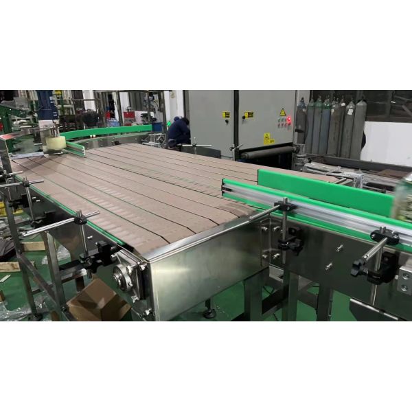 Quality Zzgenerate Slat Chain Conveyor System Accumulating Table for Cans/Bottles wholesale