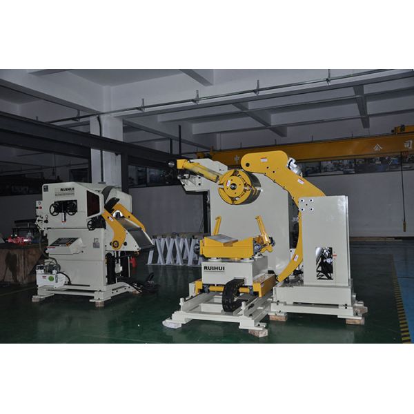 Roller Feeder Hydraulic Steel Coil Uncoiler Automatic Feeding Equipment