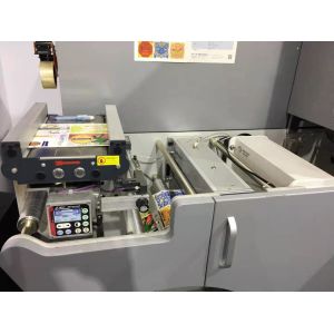 Automatic Cold Foil Stamping And Varnishing Digital Label Enhancer