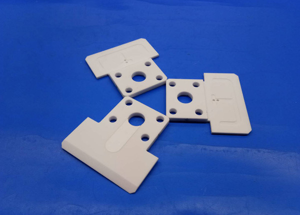 Custom 99.5% Alumina Ceramic Plate For High Temperature