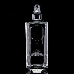 750ml 75cl Super Flint Square Embossed Glass Bottle with Screw Cap Rum Vodka