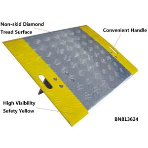 Removable Portable Dock Plates , Aluminum Loading Dock Boards And Bridge Plates