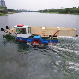 Waterweed Harvesting Aquatic Weed Harvester Boat With 8m3 Silo Storage Capacity
