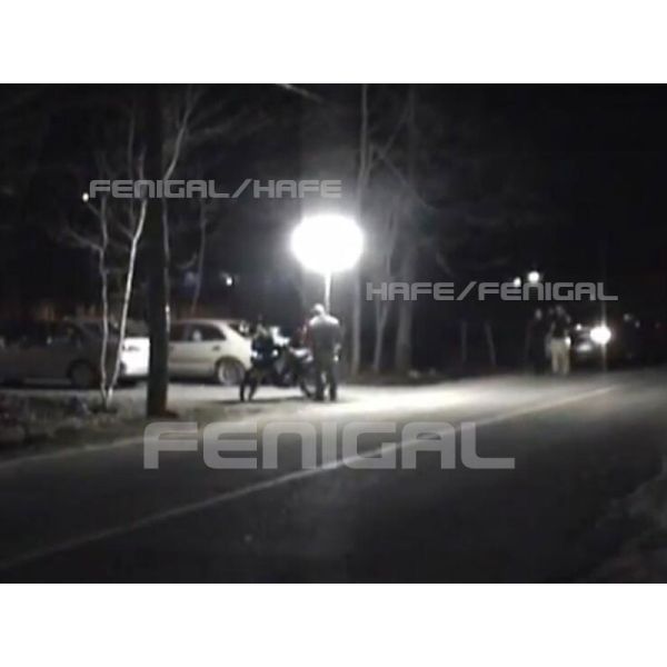 Glare Free Inflatable Lighting Balloon Mountable On Pavement Machine Vehicle