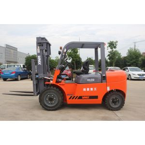 China Manual Operation Diesel Engine Forklift 4500kgs Loading Capacity 3105 * 2290 * 1480mm on sale