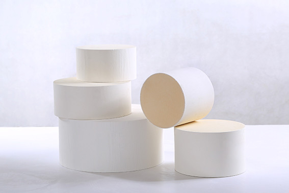 Porous Cordierite Honeycomb Ceramic Round for Catalyst Substrate