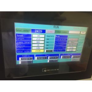 CE certificate Taichuan vegetable pillow packaging machine with three servo