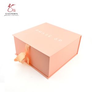 Pink SGS Approve Luxury Rigid Set Up Boxes For Clothes