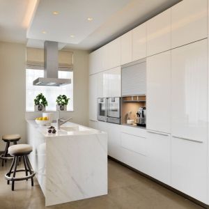 Cheap Green Glossy Australian Furniture Kitchen Cabinets for Modern Customer Size and Homes for sale