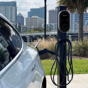 32A 3 Phase Type 2 EV Charger for Tesla Model 3 Portable and 50Hz±10Hz Grid