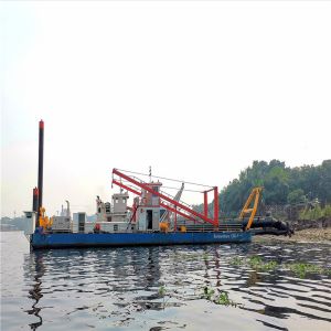 River Dredging with Hydraulic Control Cutter Suction Dredger and Spud Positionin