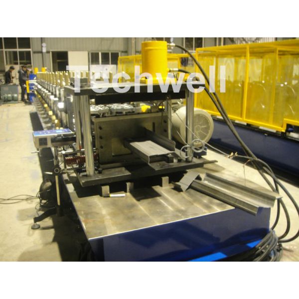 High Productivity Z Shaped Roll Forming Machine With 0-15m/min Forming Speed ,