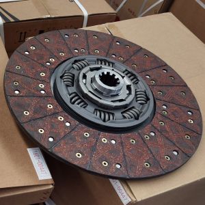 China Yutong Bus Spare Parts Clutch Disc 1601-00447 on sale