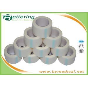 China Non Woven Adhesive Plaster Tape Roll , Micropore Paper Tape For Fixing Latex Free on sale