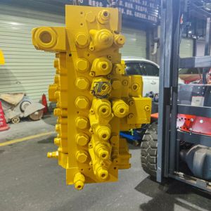 Komatsu PC360-7 Control Valve 723-47-26104 723-47-26102 723-47-26101 723-47