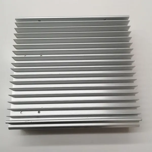 High-quality extruded aluminum radiator metal radiator profile equipment can be customized