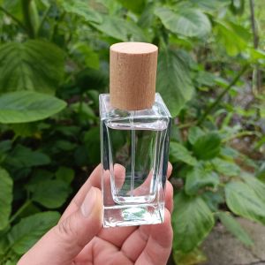30ml 50ml Perfume Spray Bottle Flat Round High End Wood Cap