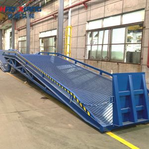 Versatile 10-Meter Manual Ramp with 10-Ton Capacity and Convenient Flip Board