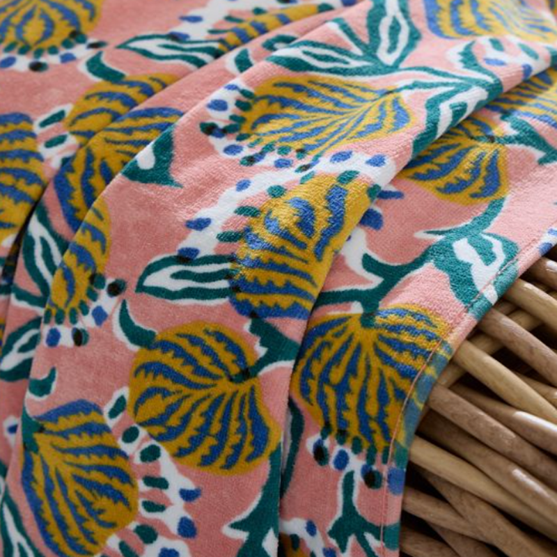 Reversible Beach Towel with Double-Sided Design and Different Patterns on Each