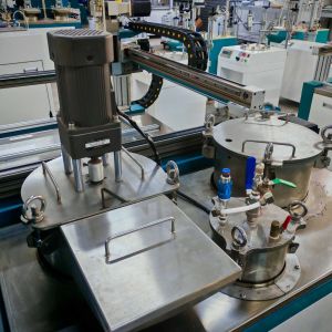 China Glue Potting Machine providing glue potting process ensuring uniform encapsulation and reducing waste in battery manufacturing on sale