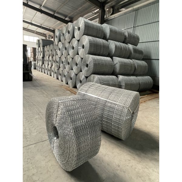 Quality Everglades Gas Pipeline Reinforced Galvanized Steel Mesh Length 140M Welded Mesh wholesale