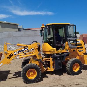 Small Construction 1.5 Ton Wheel Loader 3340 Kg Operating Weight Isuzu Alex
