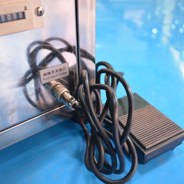 30PCS/Min Nail Polish Filling Machine Pneumatic Drive Filling Range Cosmetic Mascara Foundation Filling Machinery