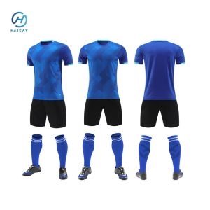 China Short/Long Sleeve Elite Football Jersey Lightweight Polyester Ergonomic Fit Vibrant Team Colors on sale
