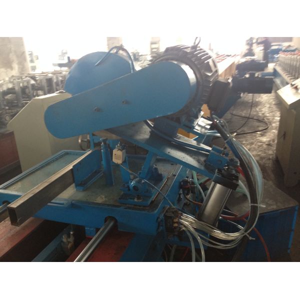 Quality Fly Saw Cutting Cooling System Rectangle Pipe Downspout Roll Forming Machine Bite Connection wholesale