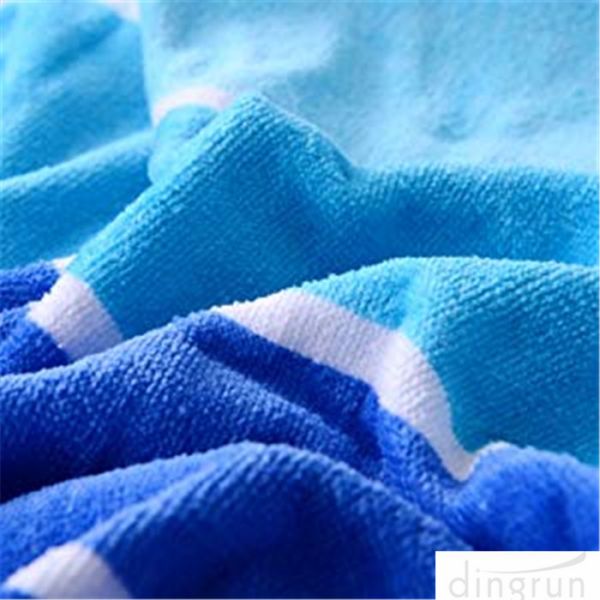 100% Cotton Soft Beach Towel Pool Towel Gradient Blue Striped Towel Bath Towel