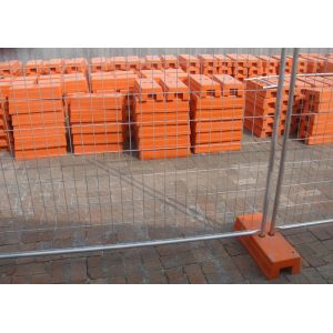 Steel Temporary Fencing 2.4x2.1 Meter With Concrete Filled Plastic Feet