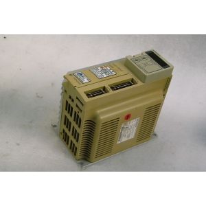 Yaskawa SGD-08APY61 AC SERVO AMPLIFIER 200-230V 11/4.4A 50/60HZ NEW