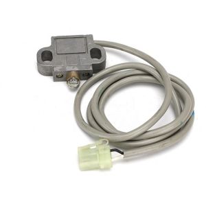 PC200-5 PC200-6 6F95 Travelling Pressure Sensor Excavator Switch D4C-9093 203-06