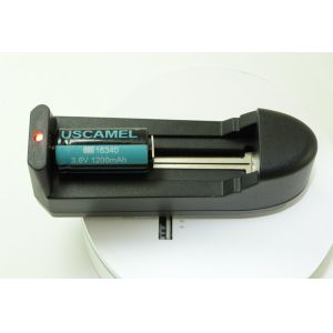 Flashlight Rechargeable Lithium Batteries And Charger 4.2V300mA Output Voltage