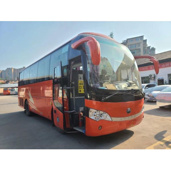 Quality Zk6908 Yuchai Engine Used Yutong Short Bus Air Bag Suspension 38 Seater Left Steering wholesale