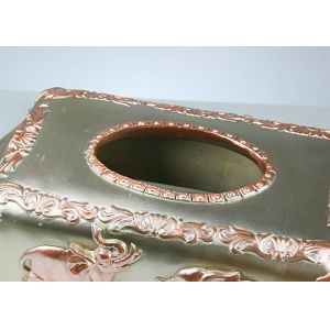 Custom Pattern Resin Decoration Crafts , 260*160*130mm Household Napkin Box